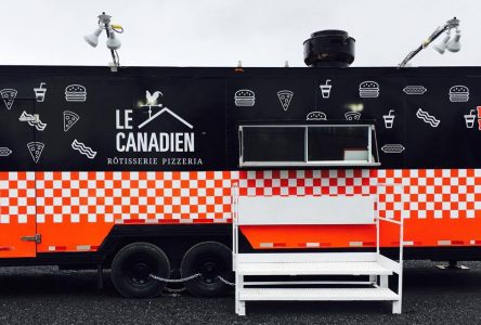 Le restaurant Le Canadien lance son camion de rue