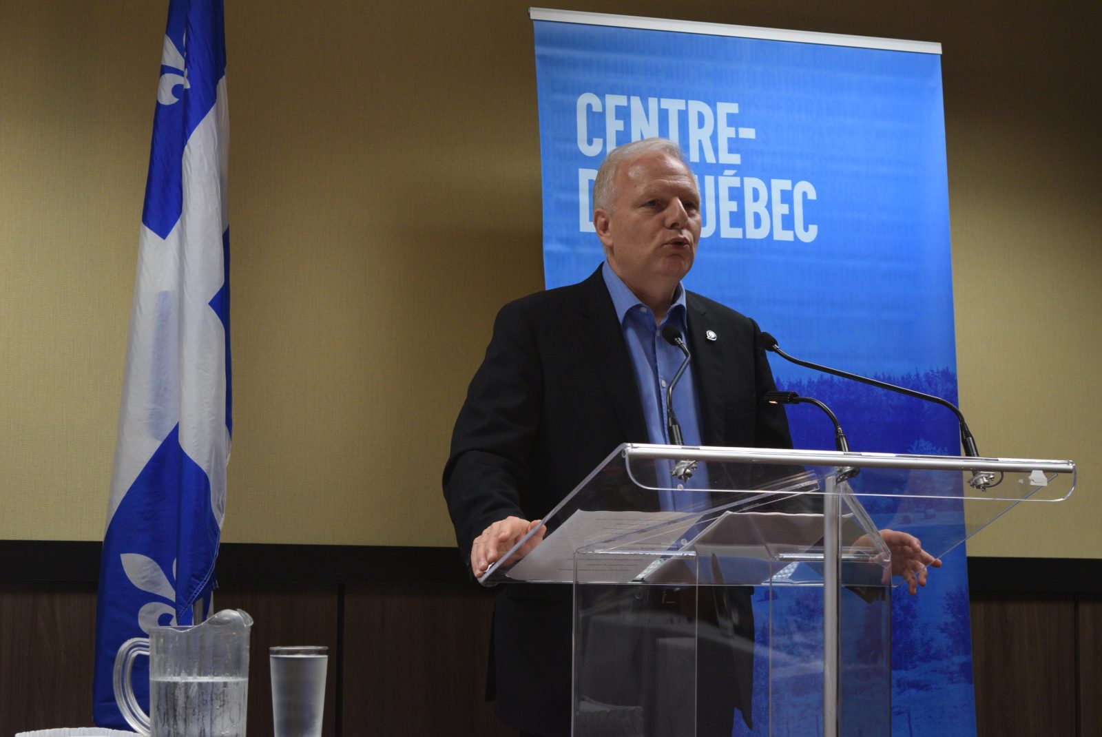 Jean-François Lisée en opération de charme au Centre-du-Québec