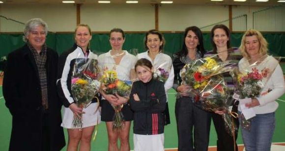 Franc succès pour le Tournoi provincial de tennis féminin 35 ans et plus