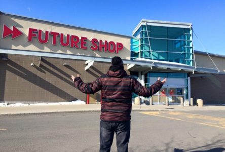 Le magasin Future Shop temporairement fermé