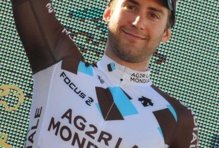 Hugo Houle remporte la deuxième étape des Mardis cyclistes de Lachine