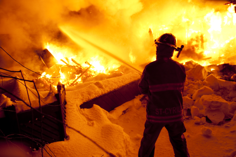 Incendie à Saint-Lucien : perte totale (photos et vidéo)