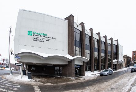 Desjardins fermera deux centres de services à Drummondville