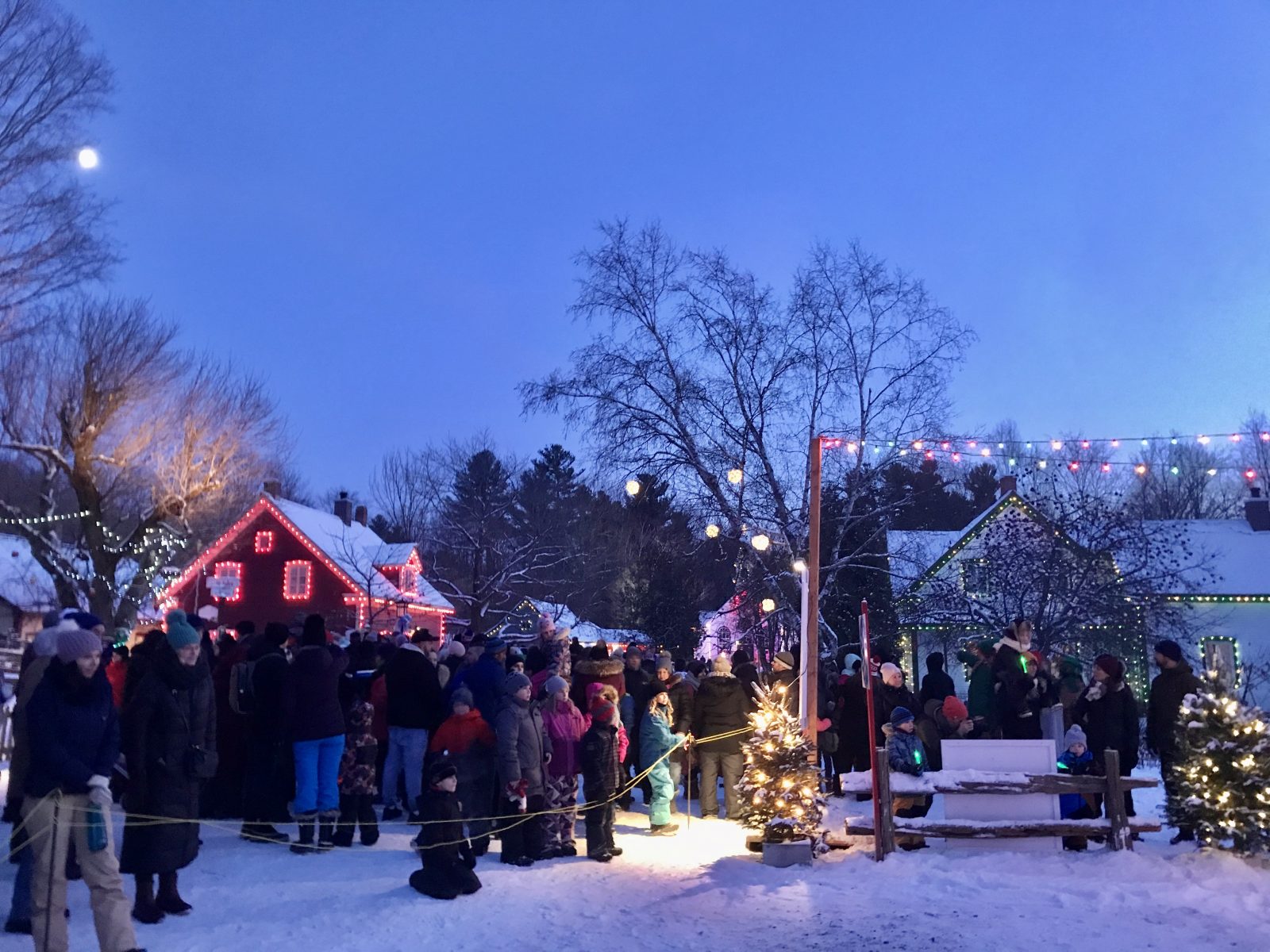 Une lumineuse cérémonie au Village québécois d’antan