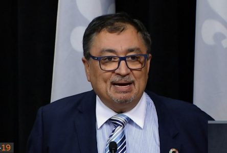 COVID-19 : jusqu’à 250 000 cas au Québec