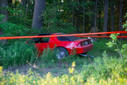 Accident à Sainte-Perpétue: la SQ a identifié le propriétaire de la Camaro