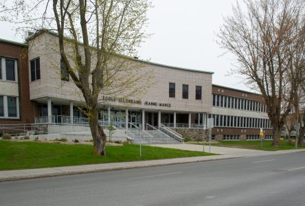 Le Collège Saint-Bernard et l’école Jeanne-Mance peuvent rouvrir