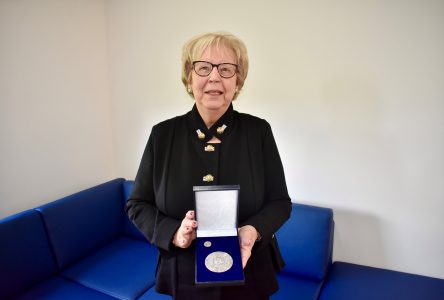 Paula Provencher Lambert honorée par le lieutenant-gouverneur