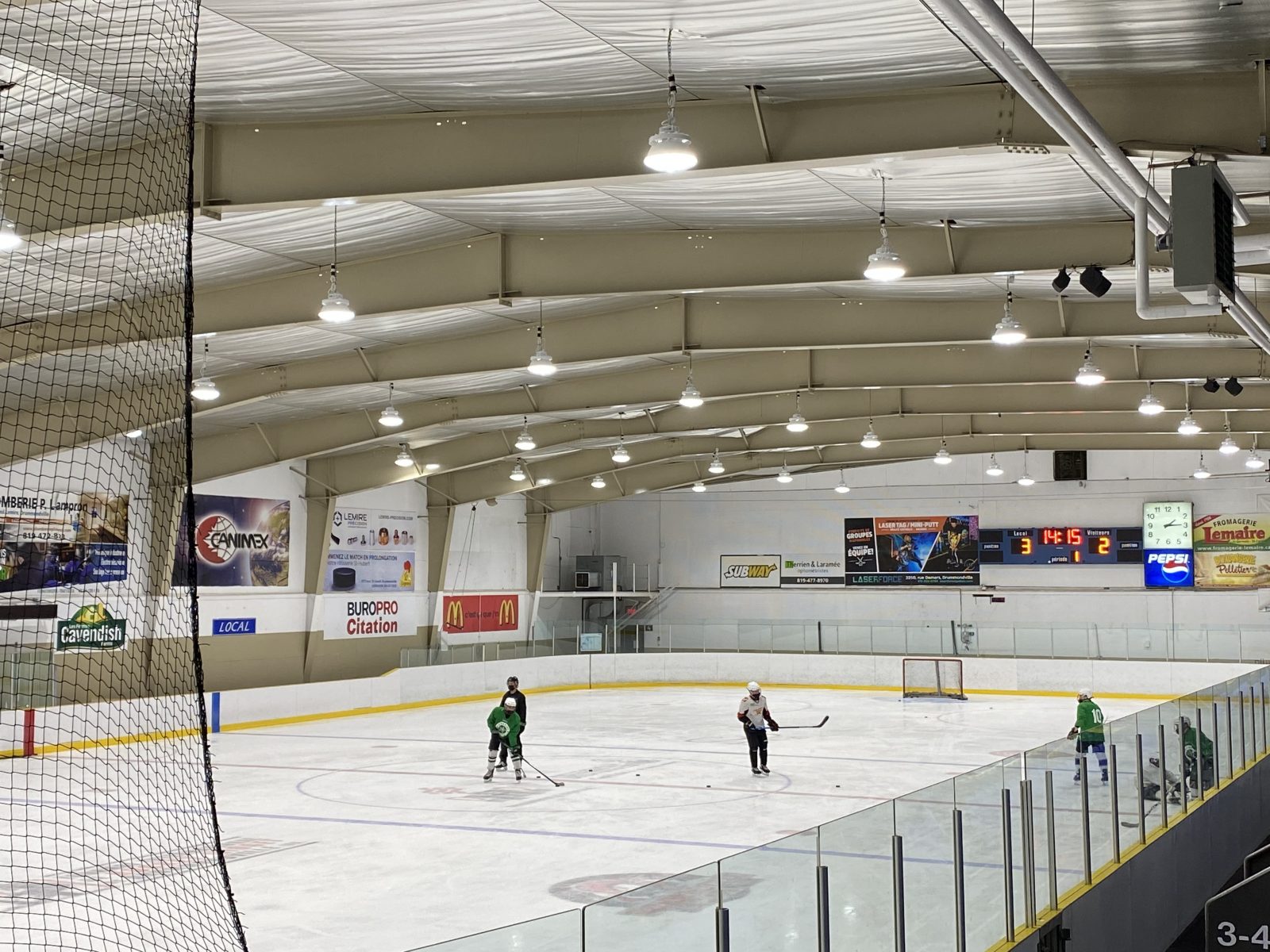 Des plages horaires de hockey et de patinage libres dans les arénas de Drummondville