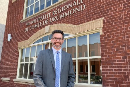 L’ex-conseiller municipal John Husk nommé à la MRC Drummond