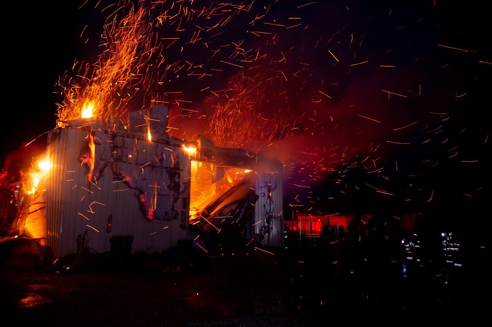 Incendie chez Performance JNR de Wickham (photos et vidéo)
