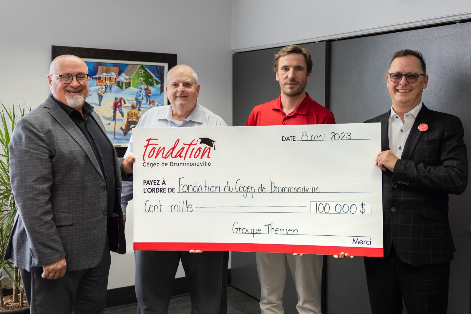 Le Groupe Therrien verse 100 000 $ à la Fondation du Cégep de Drummondville