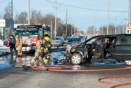 Un véhicule s’enflamme à la suite d’un accident