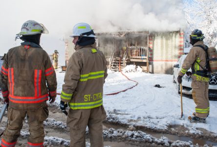 Incendie suspect à Saint-Félix-de-Kingsey (photos)