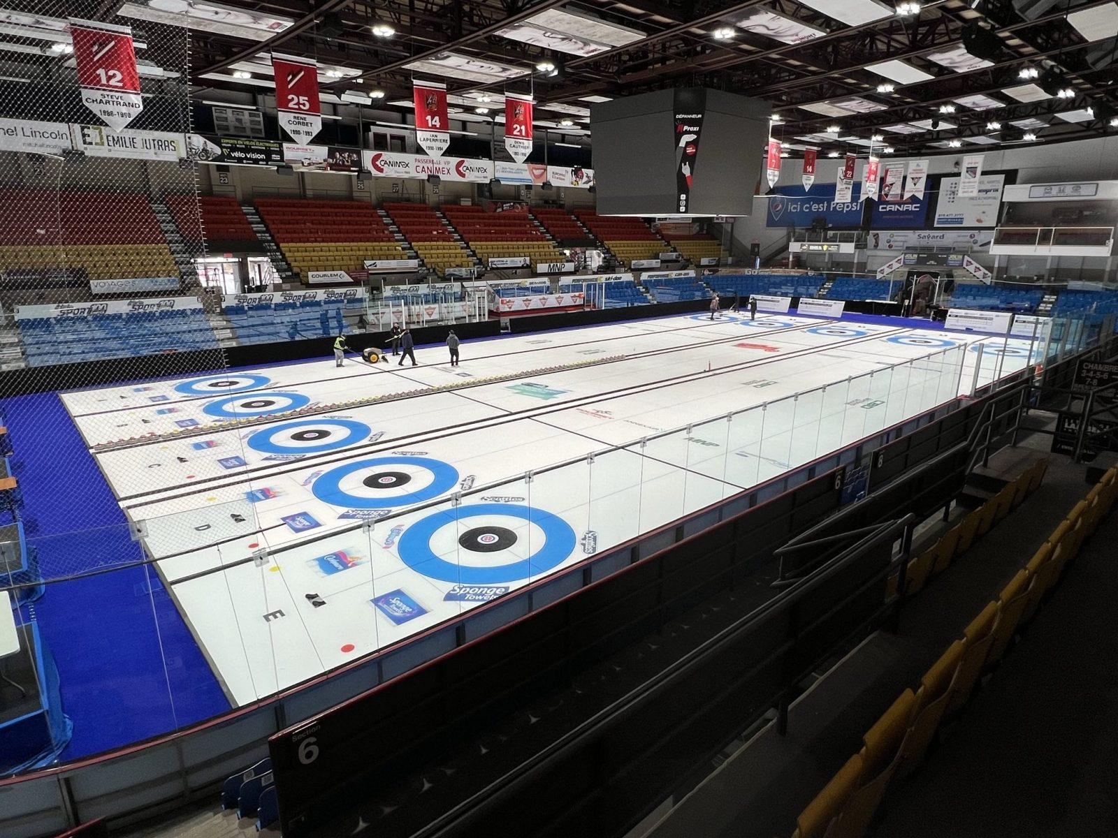 Curling : le centre Marcel-Dionne se transforme