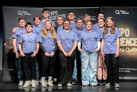 Expo-sciences Hydro-Québec : un projet du Collège Saint-Bernard remporte le premier prix