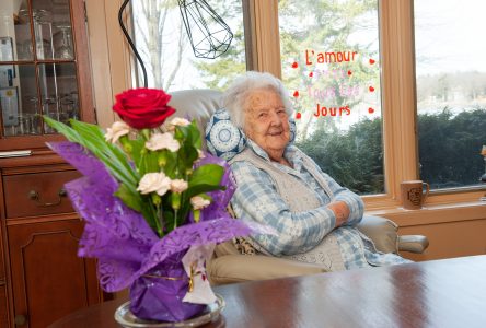 À 105 ans, elle vit toujours dans sa maison